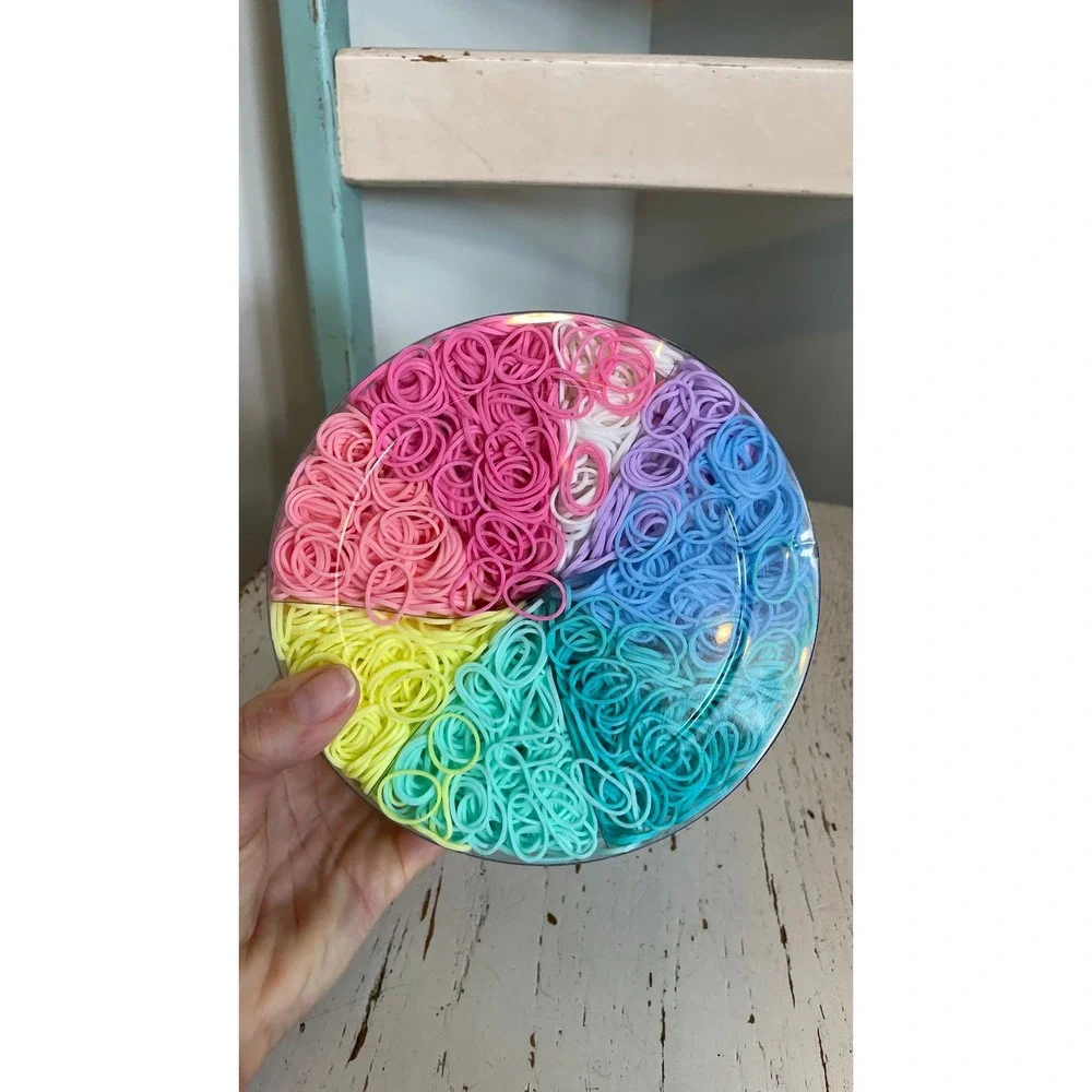 Rainbow Loom endless hobby jewelry